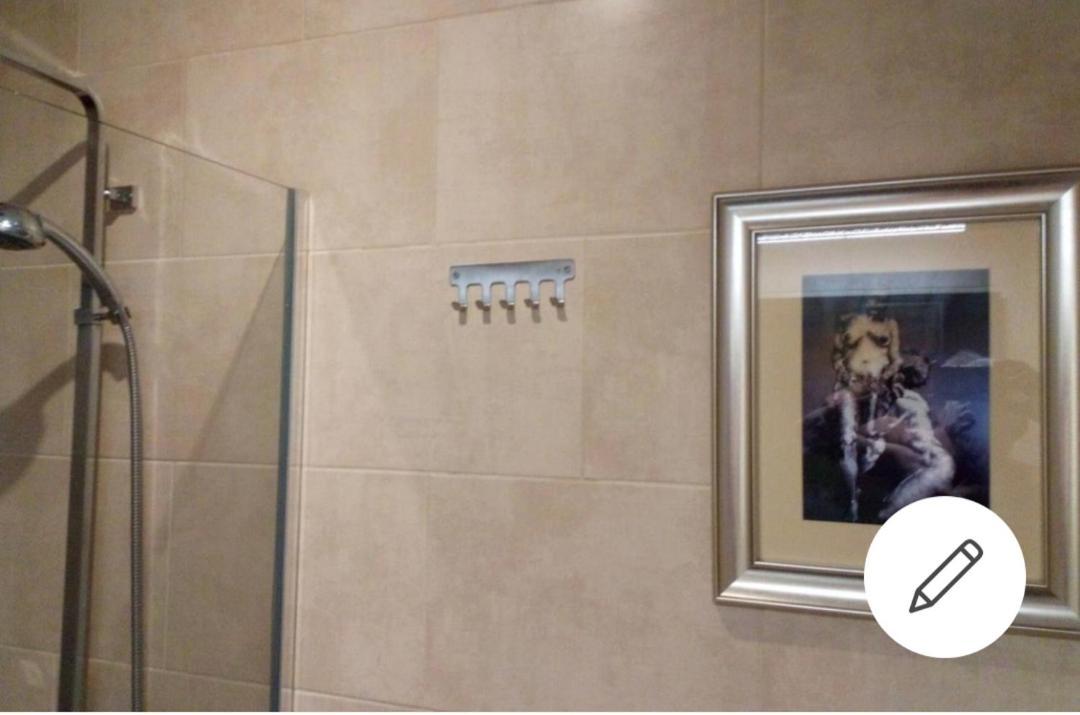 Apto Patio Andaluz. Maximo Confort Y Limpieza 加的斯 外观 照片