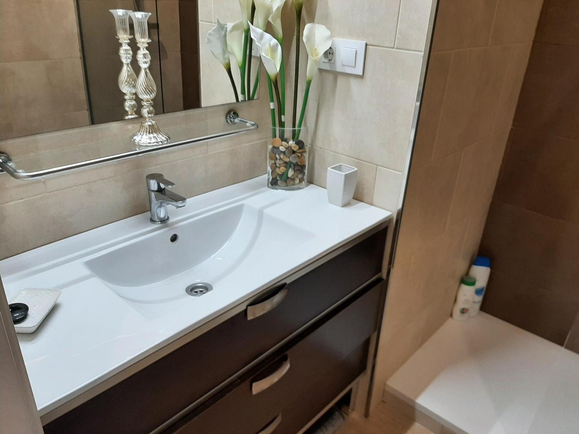 Apto Patio Andaluz. Maximo Confort Y Limpieza 加的斯 外观 照片